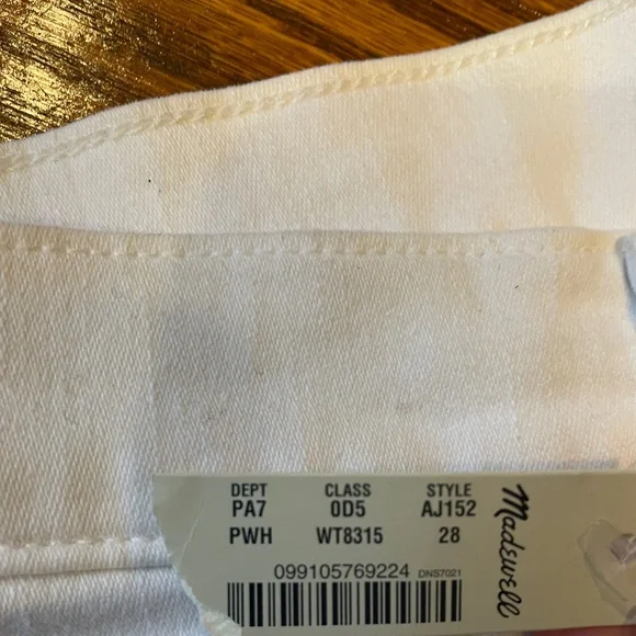 NWT Madewell White 10” High Rise Skinny Crop Jeans - Waist 28 - Picture 3 of 8